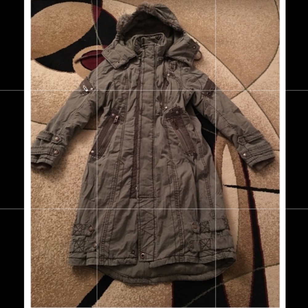 Jet lag women’s jacket/coat parka, rare to come by